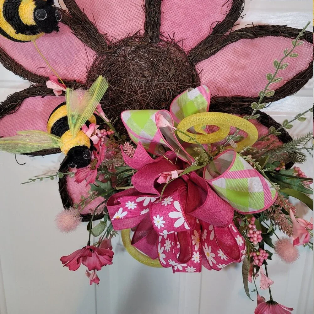 Pink Sunflower with Bees Wreath, Pink Sunflower/Bee‎ Front Door Wreath
